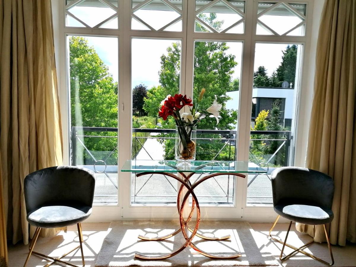 Villa Julian Doppelzimmer Aurich Esterno foto