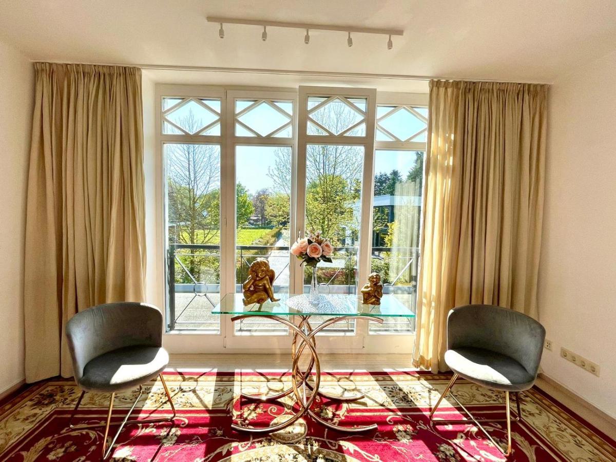 Villa Julian Doppelzimmer Aurich Esterno foto